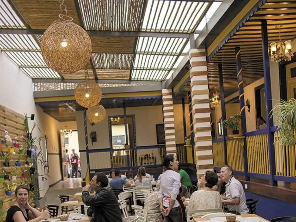 restaurantes tipicos en armenia quindio