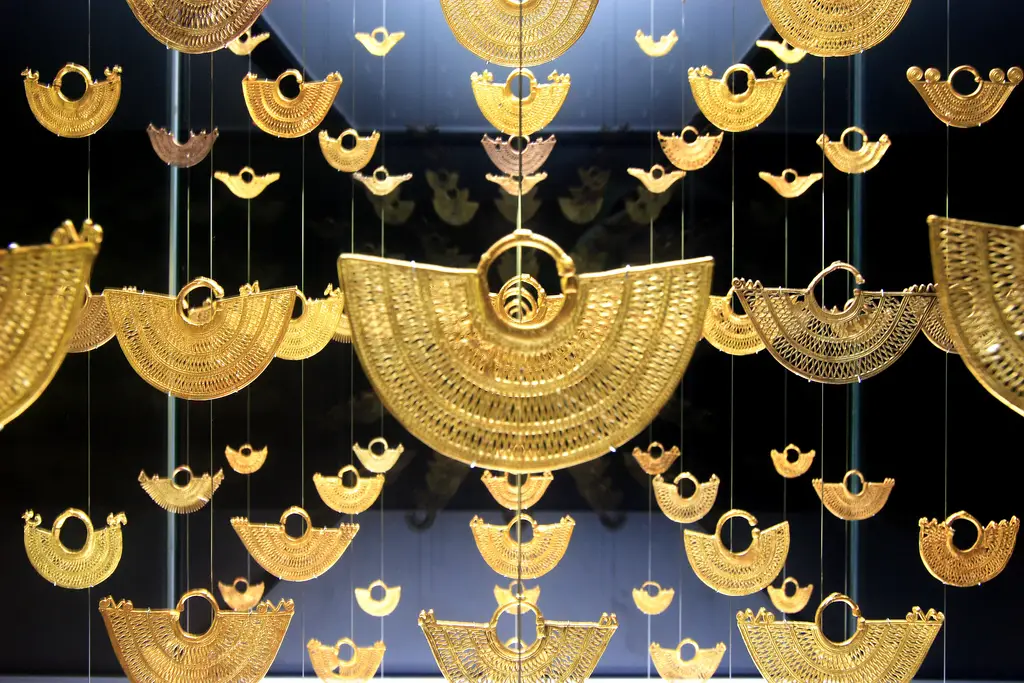 el Museo del Oro Zenú es una de las mejores actividades para disfrutar en la Ciudad Vieja.