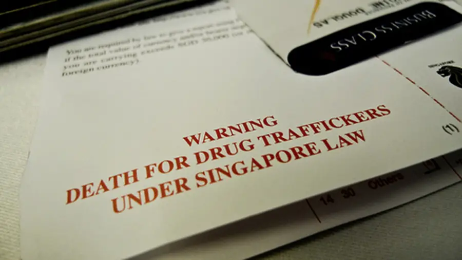 singapur multas y prohibiciones