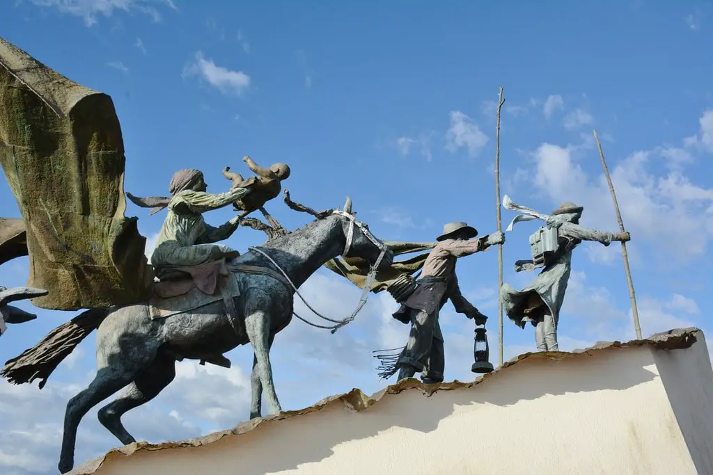 Qué ver en Manizales: Monumento a los Colonizadores
