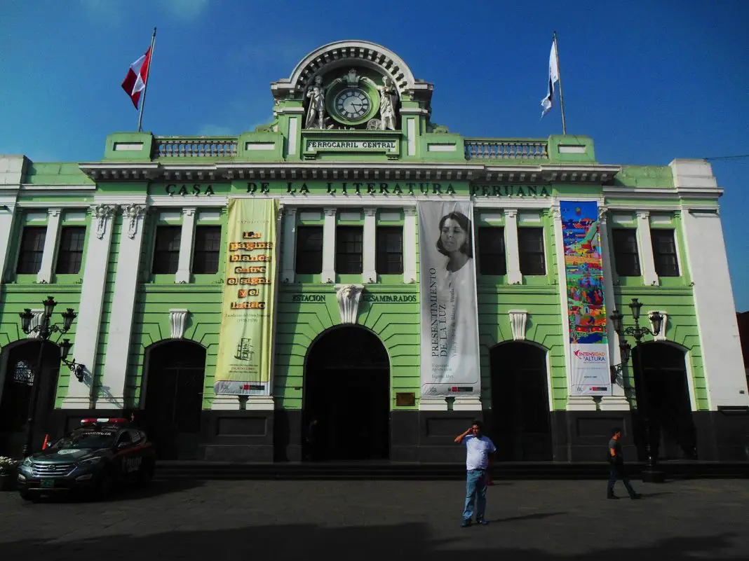 donde queda la casa de la literatura peruana lima