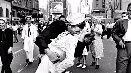 Times Square Kiss New York