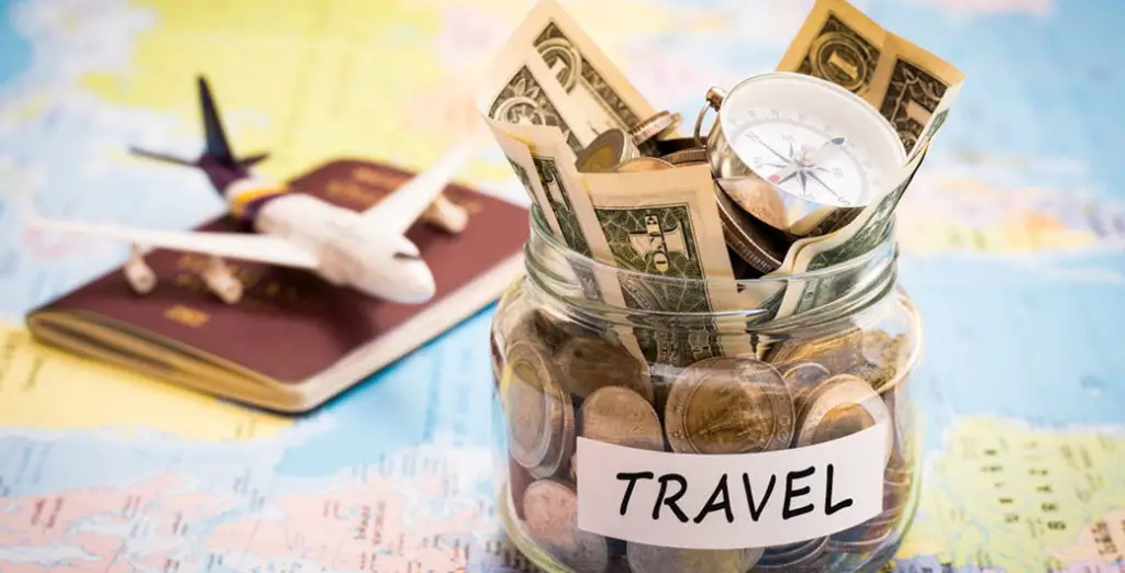 como ahorrar dinero para viajar