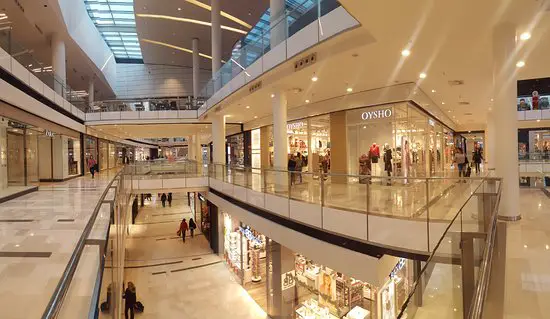 centro comercial plenilunio