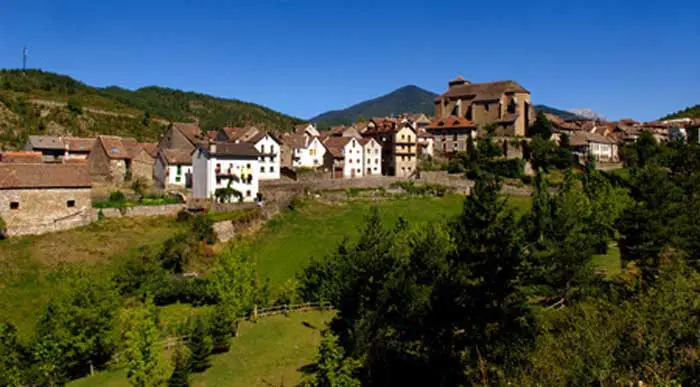 Pueblo de Ansó - Los Pirineos